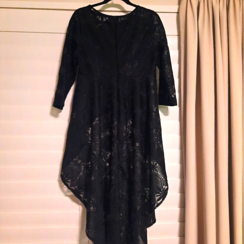 FINAL SALE🔖Sheer hi low hem black lace shirt sz 10 - Picture 2 of 7